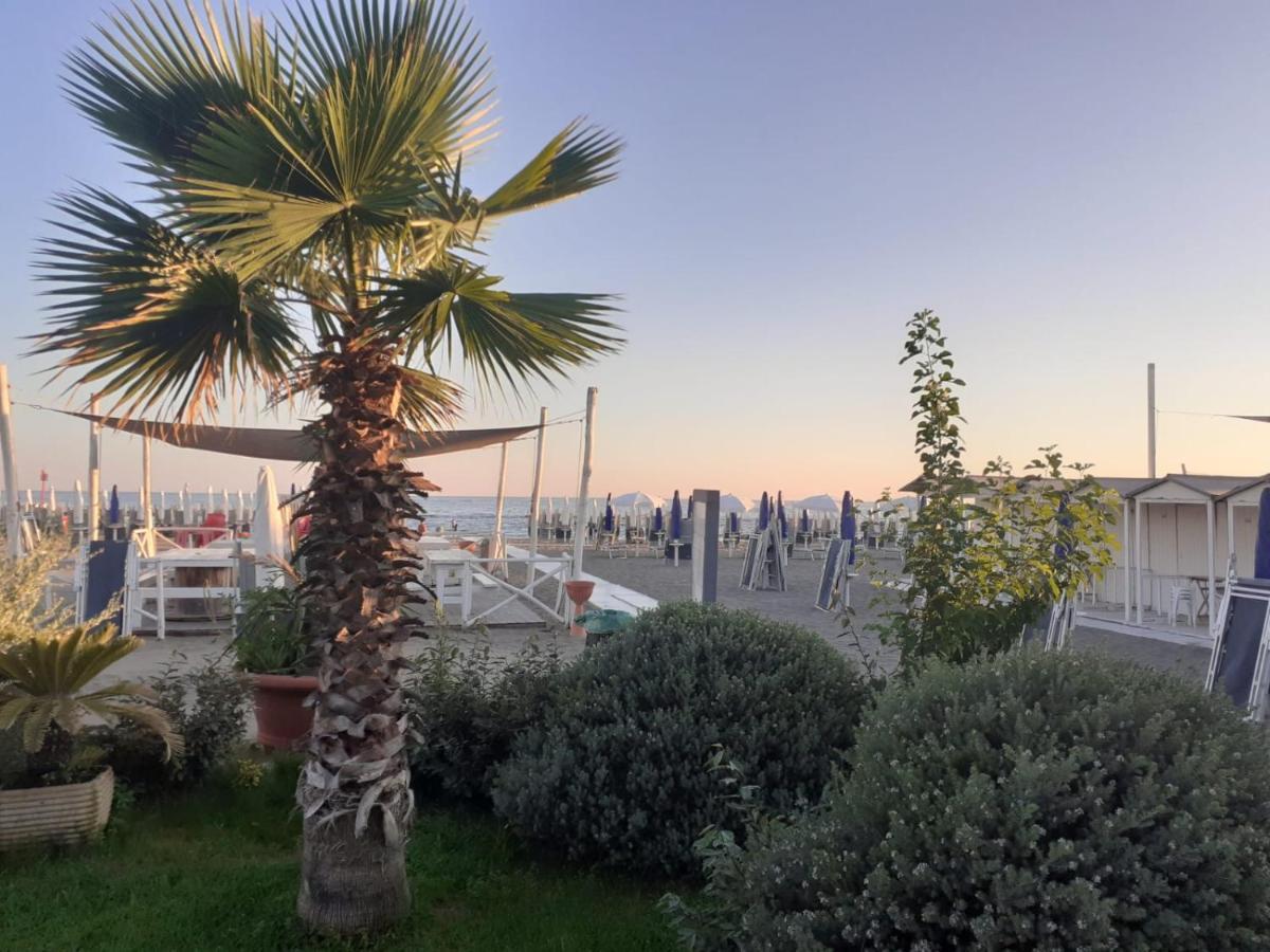 Rome Sea Apartamento Lido di Ostia Exterior foto
